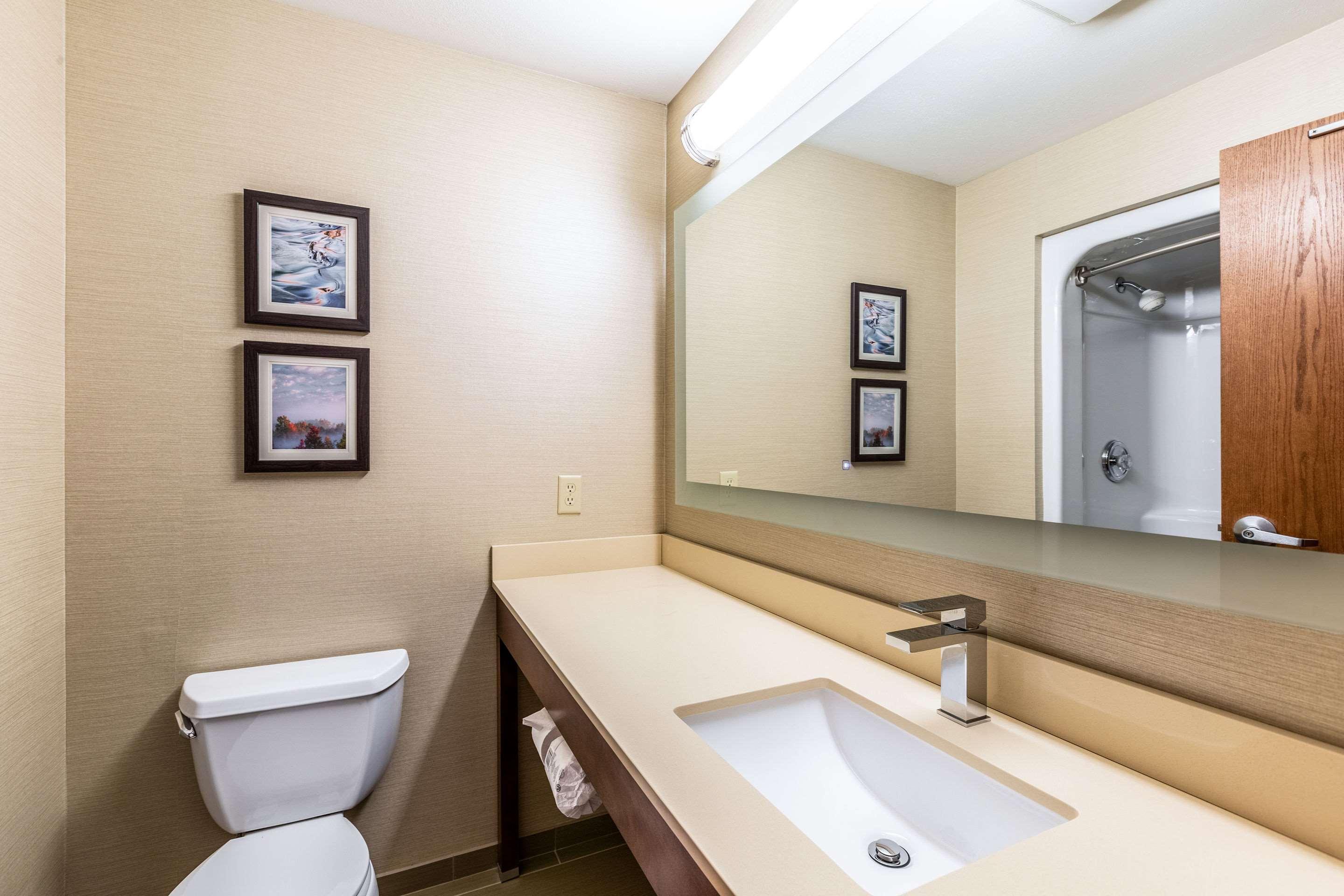 Comfort Suites Escanaba Exteriér fotografie