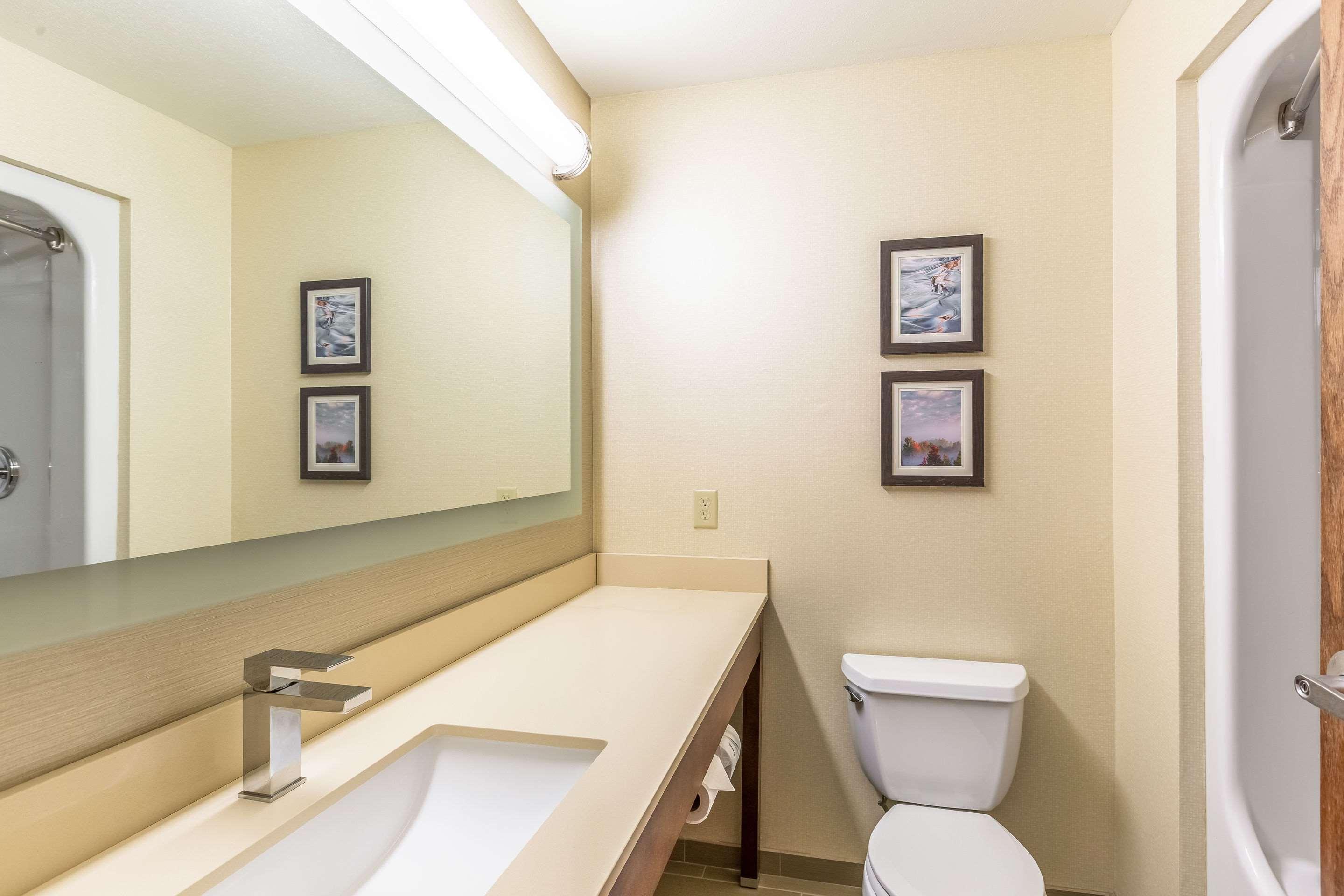 Comfort Suites Escanaba Exteriér fotografie