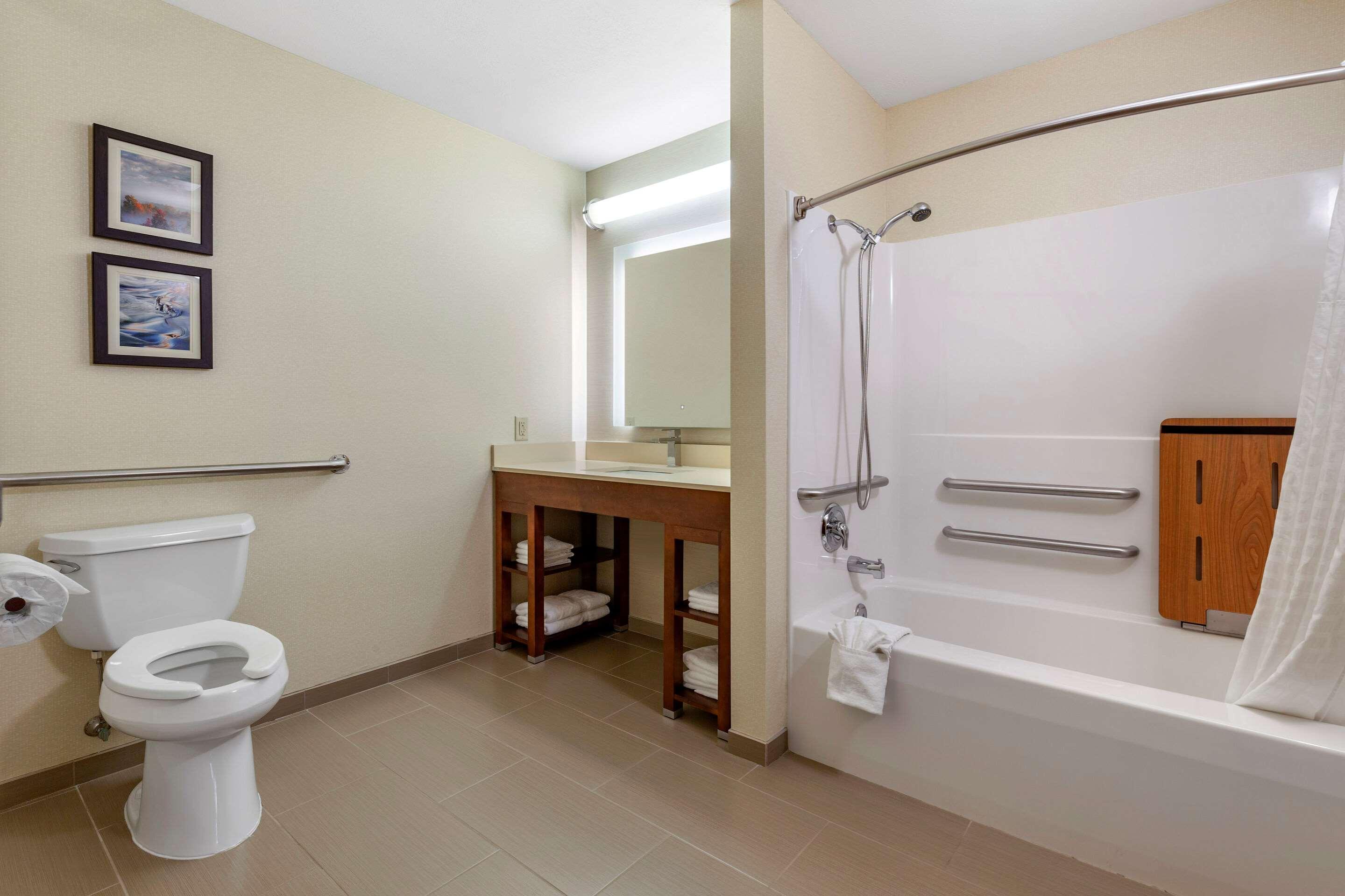 Comfort Suites Escanaba Exteriér fotografie