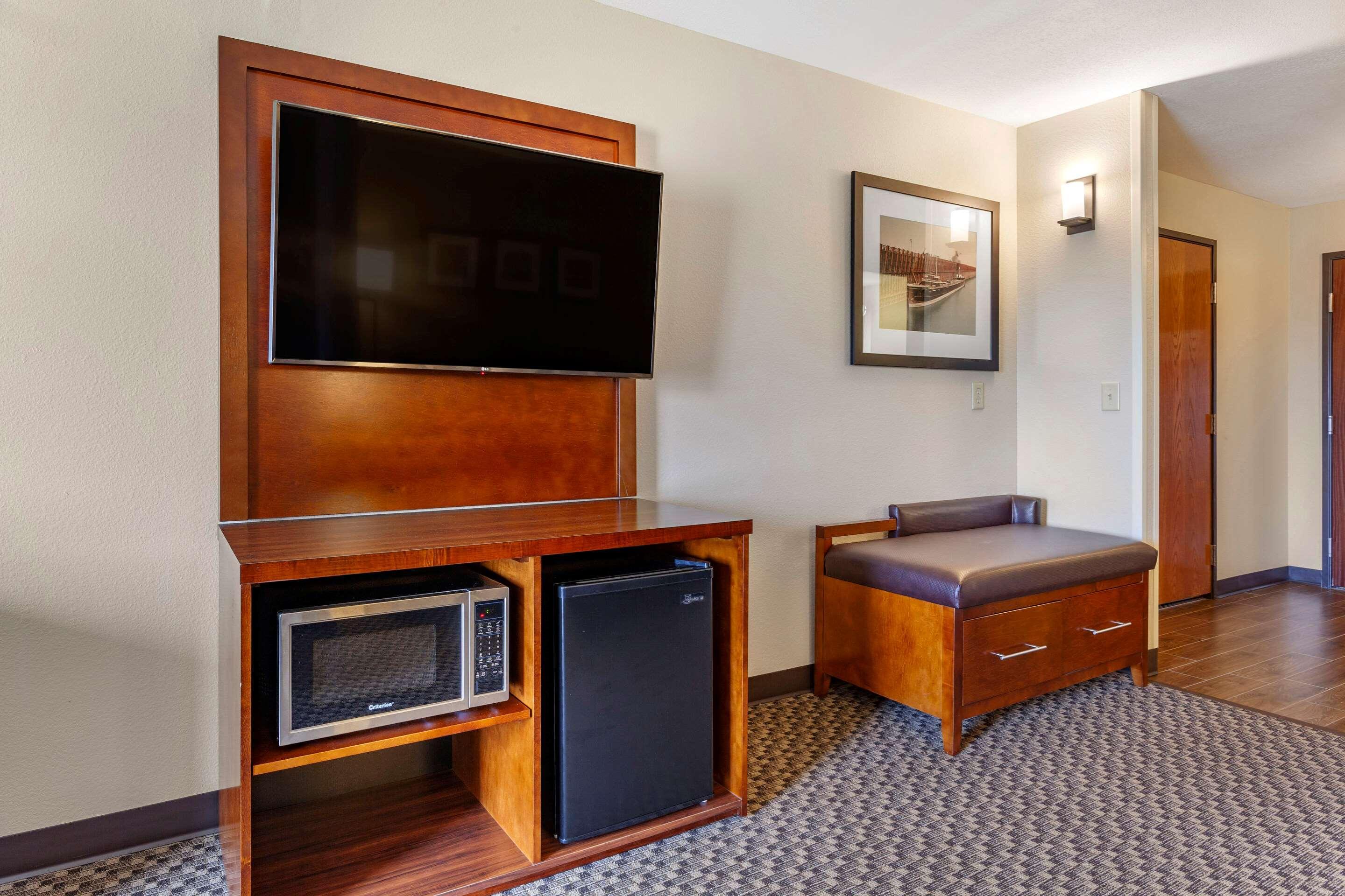 Comfort Suites Escanaba Exteriér fotografie