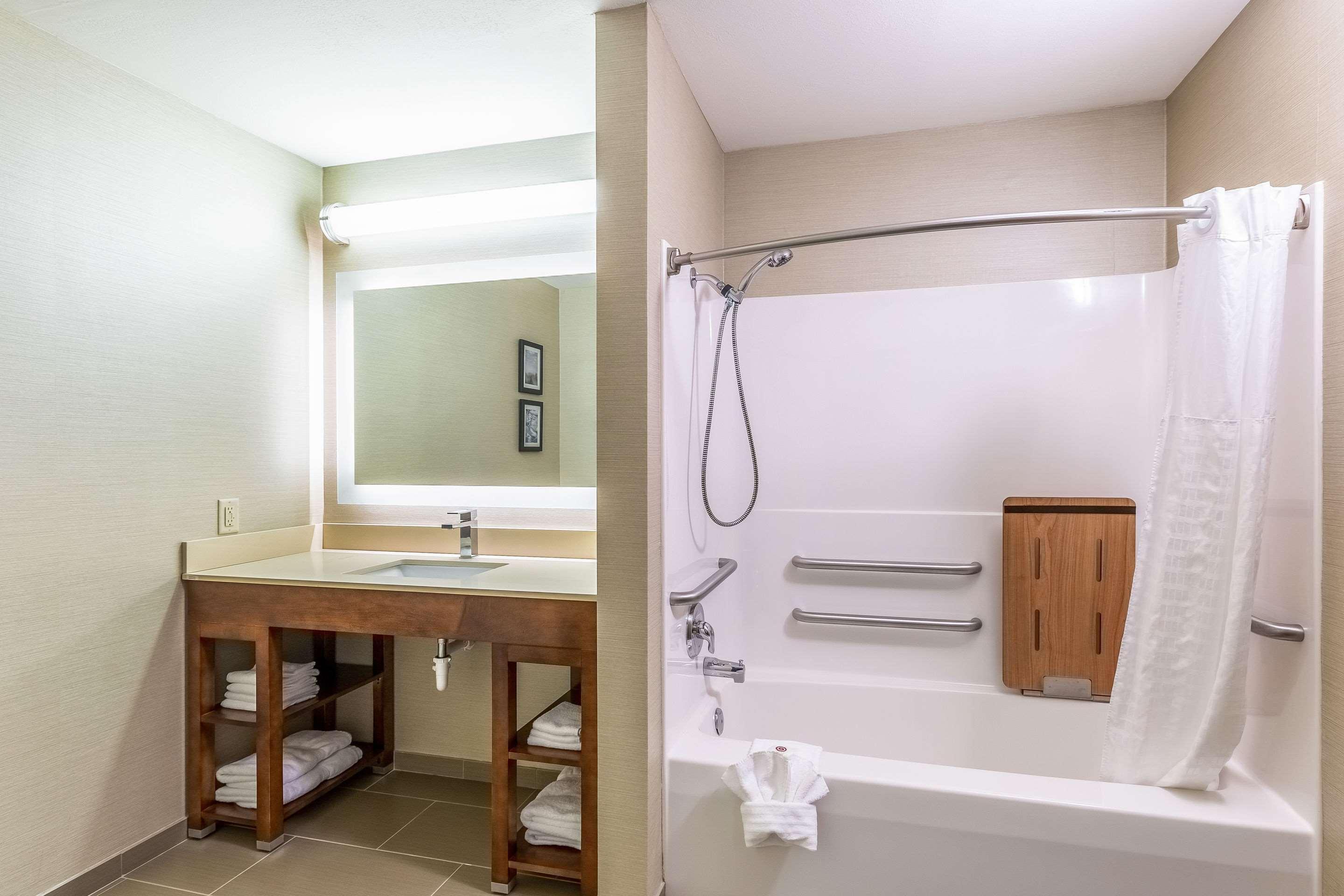 Comfort Suites Escanaba Exteriér fotografie