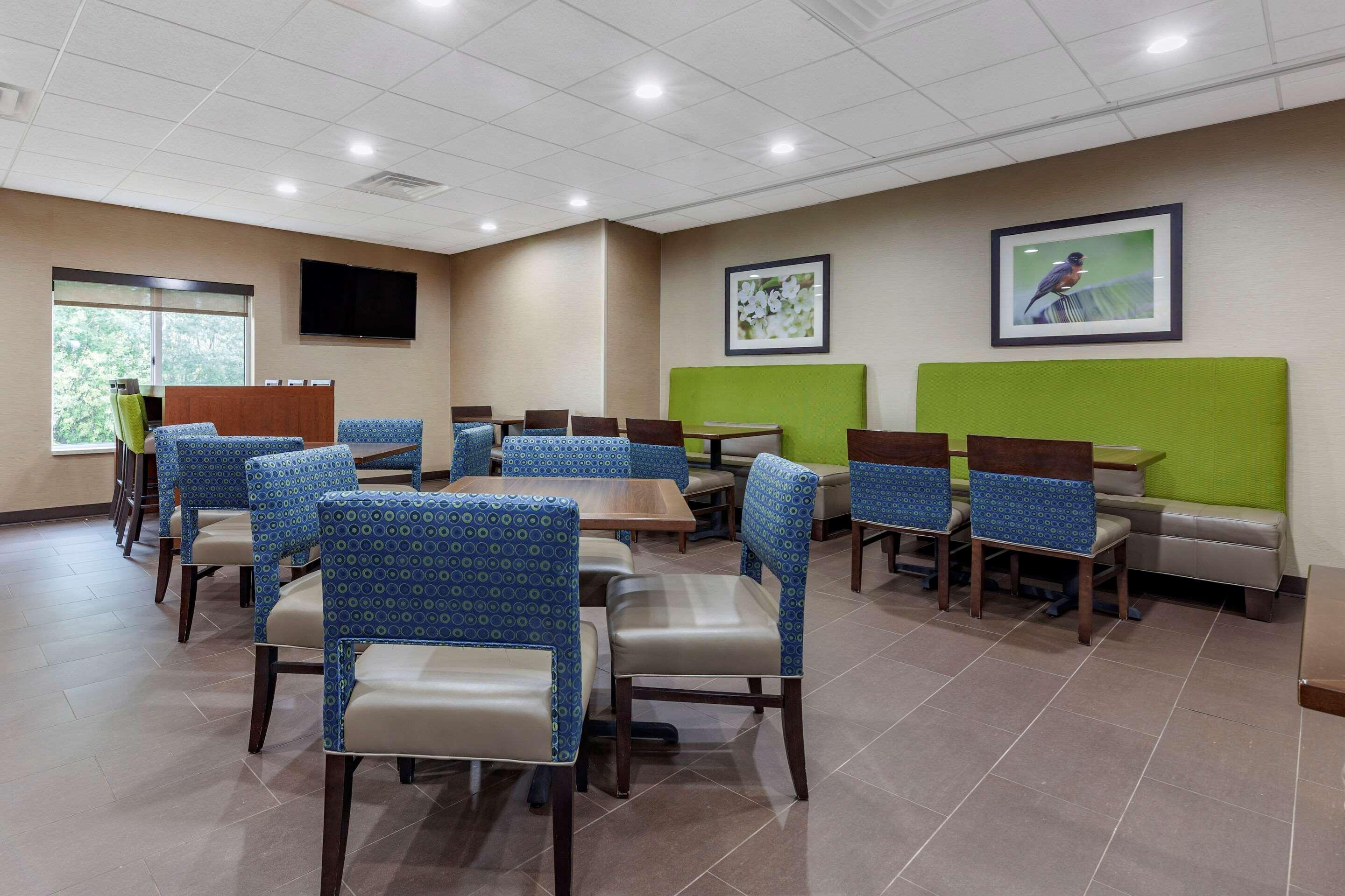 Comfort Suites Escanaba Exteriér fotografie